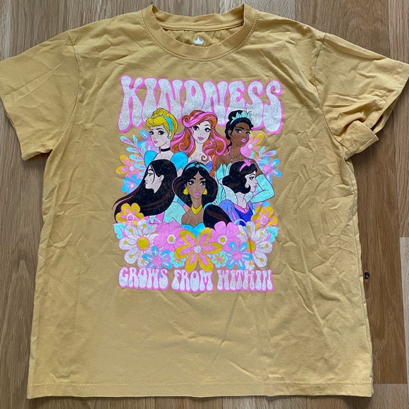 Disney princess kindness Tee - Picture 1 of 2